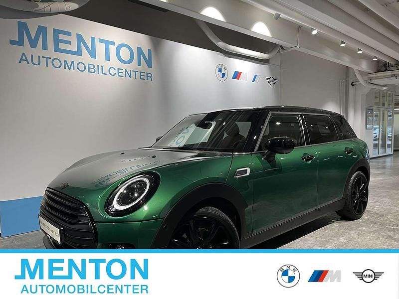 British racing green iv Gebraucht 2022 Mini Cooper D Clubman Kombi | 22.590 € (Teuer) - Bild 1/3