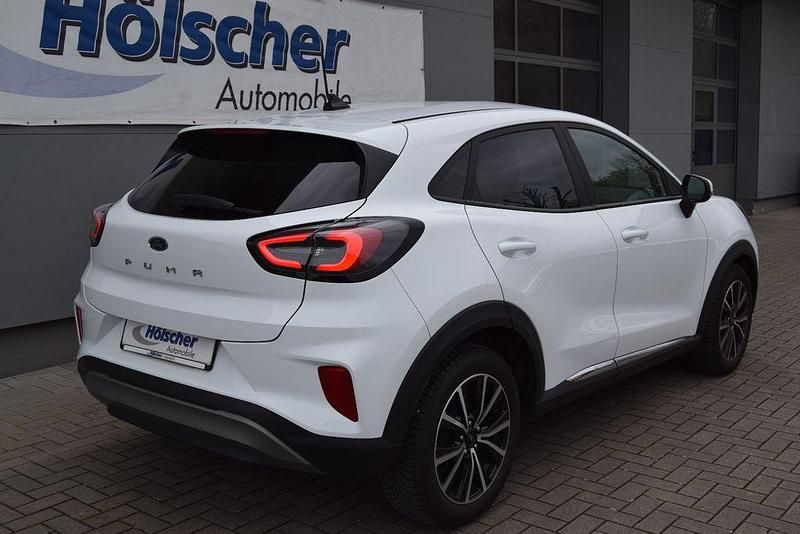 Gebraucht Ford Puma Titanium 125 PS (91 kW) 2020 Weiß SUV