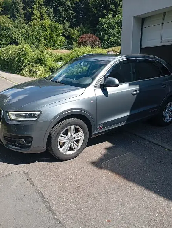 Gebraucht Audi Q3 177 PS (130 kW) 2012 SUV