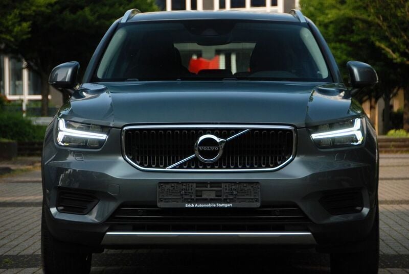 Gebraucht Volvo XC40 Momentum 190 PS (139 kW) 2019 Grau SUV