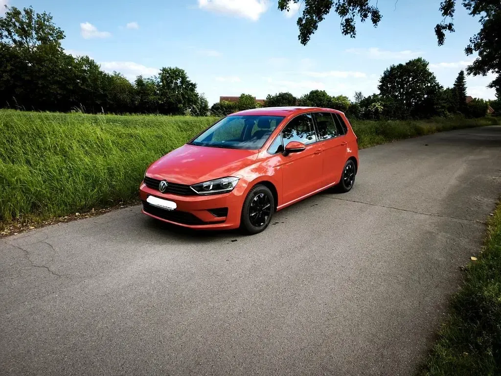 Gebraucht VW Golf Sportsvan 86 PS (63 kW) 2015 Orange Van / Kleinbus