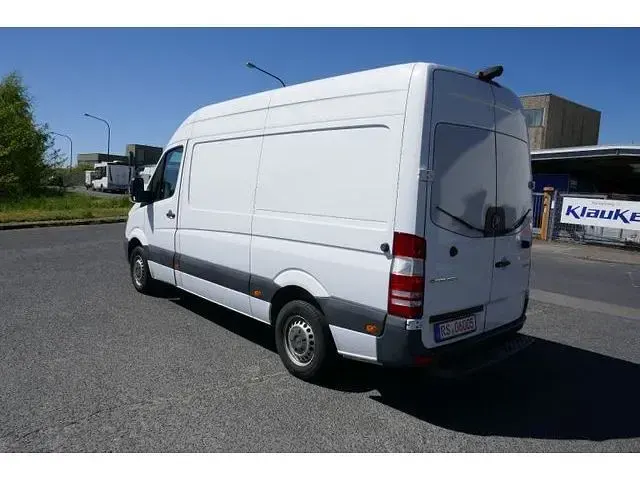 Używany Mercedes Sprinter 114 KM (83 kW) 2017 Biały Van