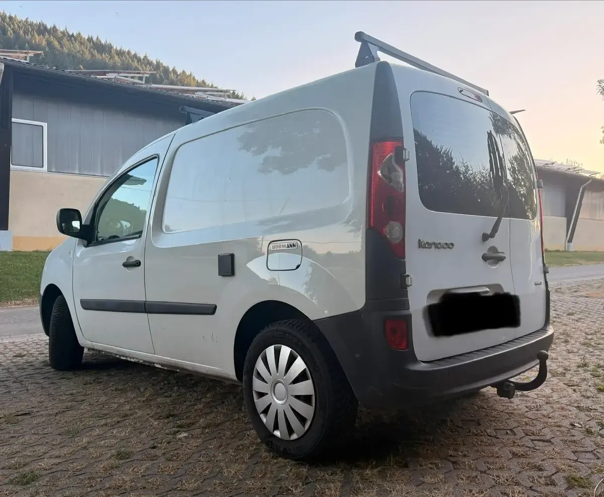 Gebraucht Renault Kangoo 98 PS (72 kW) 2009 Weiß Limousine