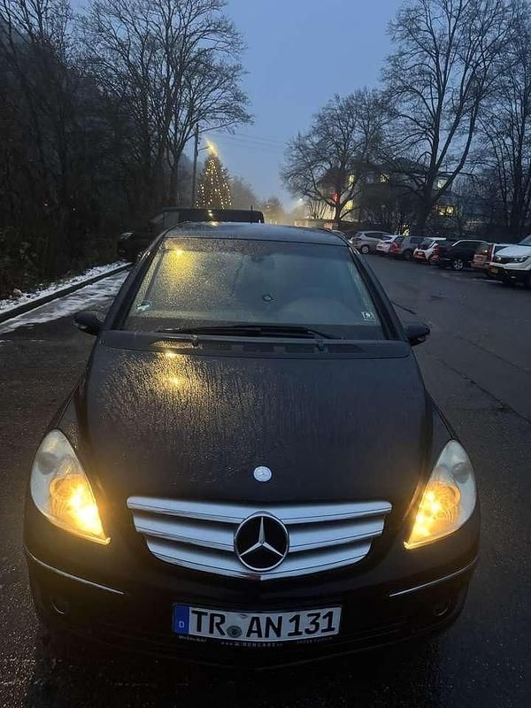 Gebraucht Mercedes B200 140 PS (102 kW) 2006 Van / Kleinbus