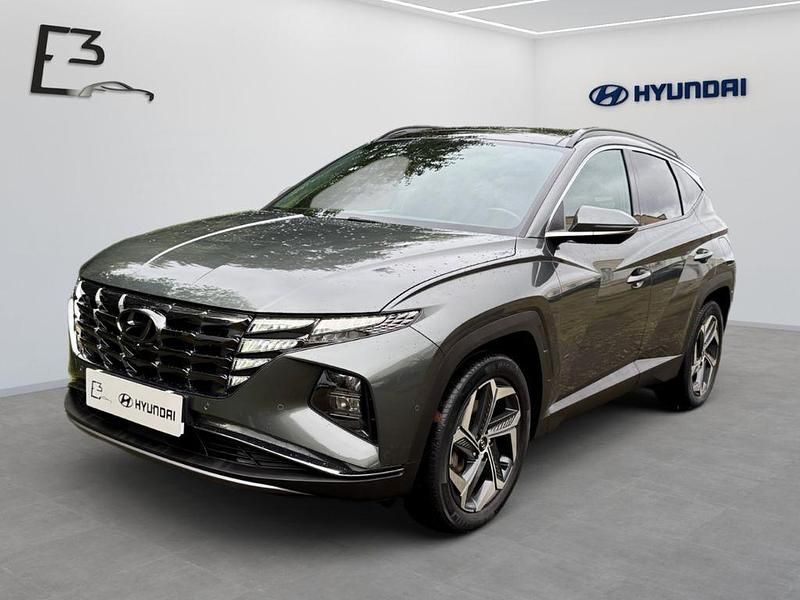 Grau Gebraucht 2022 Hyundai Tucson Turbo SUV | 31.990 € (Teuer) - Bild 1/4