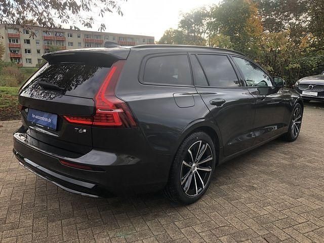 Gebraucht Volvo V60 Plus 349 PS (256 kW) 2025 Kombi