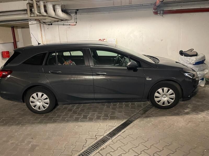Grau Gebraucht 2016 Opel Astra Kombi | 5.000 € (Fairer Preis) - Bild 1/4