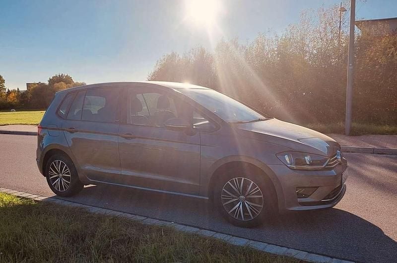 Gebraucht VW Golf VII Allstar 110 PS (80 kW) 2017 Kombi