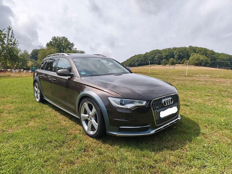 Braun Gebraucht 2013 Audi A6 Allroad Kombi | 17.900 € (Fairer Preis) - Bild 1/4