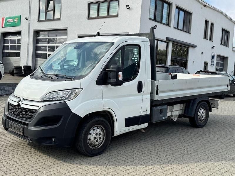 Weiß Gebraucht 2020 Citroën Jumper Van / Kleinbus | 18.990 € (Guter Preis) - Bild 1/4