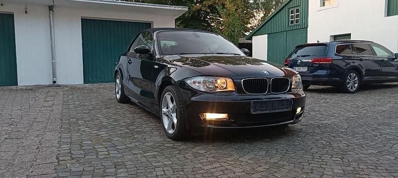Schwarz Gebraucht 2009 BMW 118 Cabriolet Cabrio | 7.900 € (Fairer Preis) - Bild 1/4