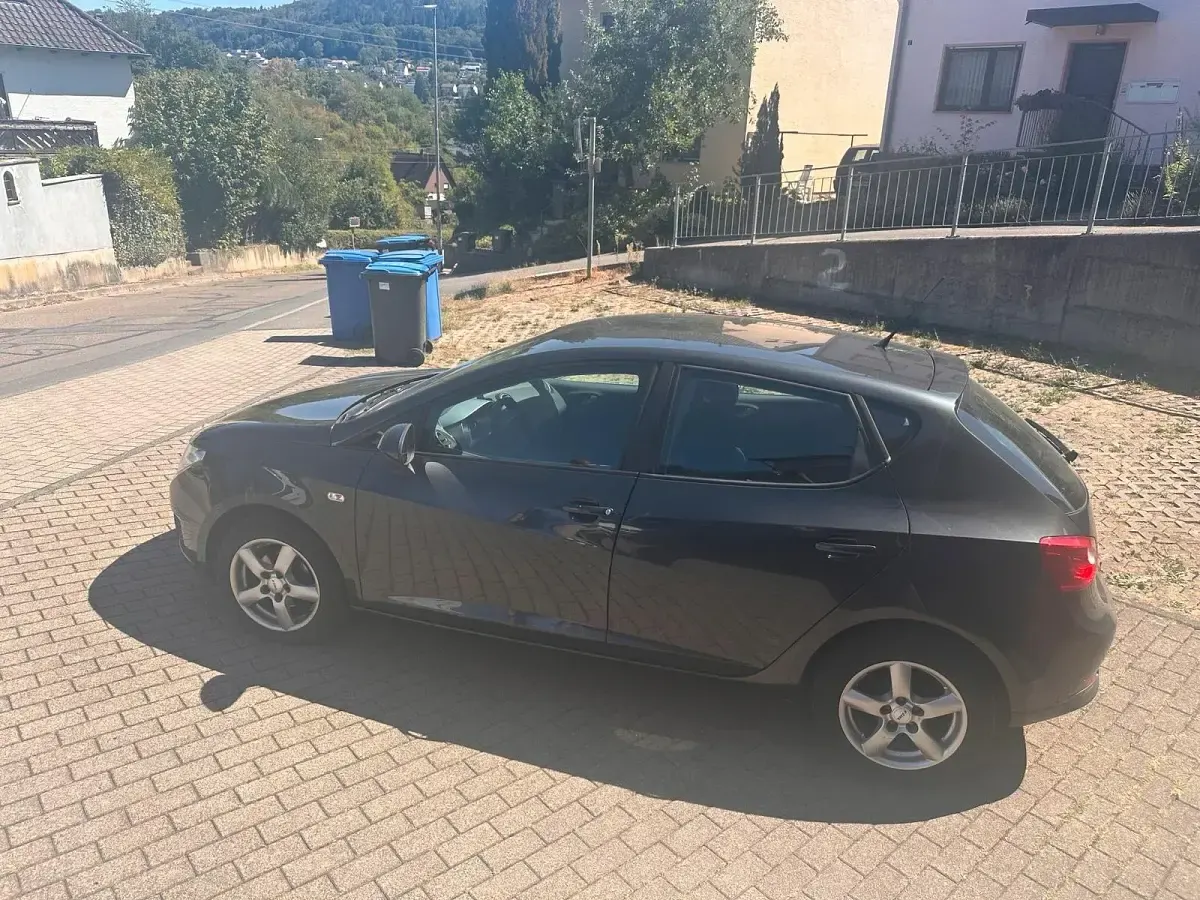 Gebraucht Seat Ibiza Style 110 PS (80 kW) 2010 Silber Limousine