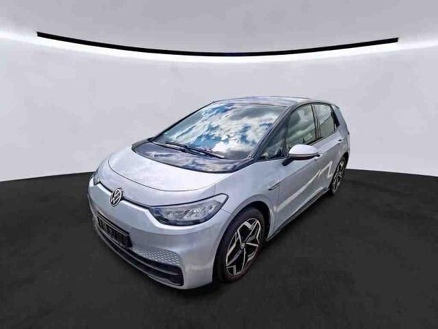 Scale silver metallic schwarz (metallic) Gebraucht 2022 VW ID.3 Pro Performance Kleinwagen | 20.800 € (Superpreis) - Bild 1/4