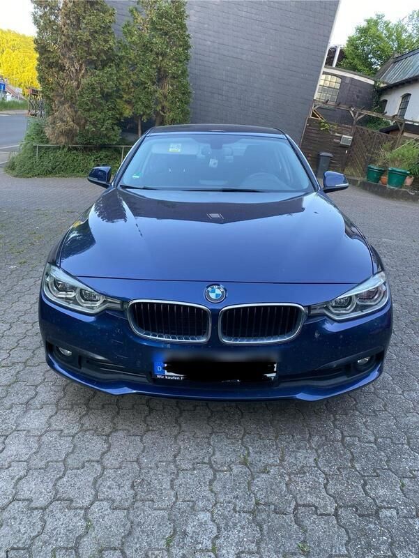 Gebraucht 2018 BMW 318 Limousine | 15.799 € (Guter Preis) - Bild 1/4