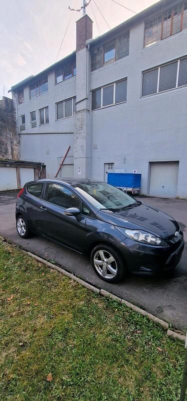 Gebraucht Ford Fiesta 65 PS (47 kW) 2009 Schwarz Kleinwagen