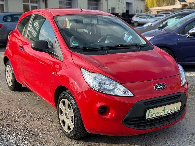 Gebraucht Ford Ka Ambiente 69 PS (50 kW) 2014 Rot Kleinwagen