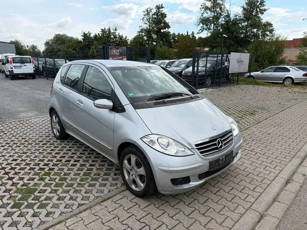 Gebraucht Mercedes A150 Classic 95 PS (69 kW) 2007 Silber Van / Kleinbus