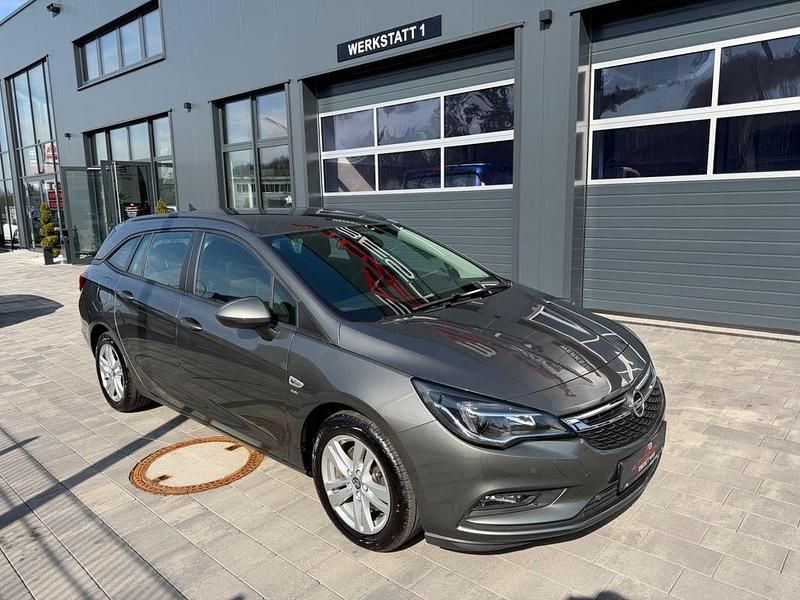 Gebraucht Opel Astra Active 136 PS (100 kW) 2018 Schwarz Kombi