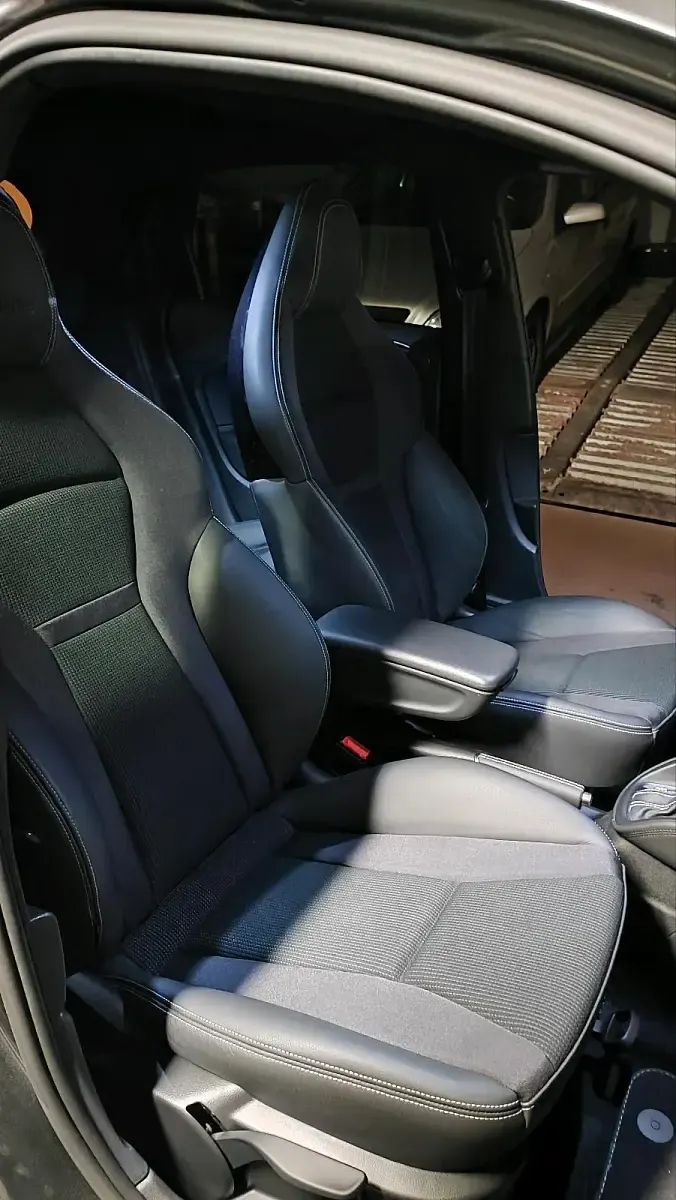 Gebraucht Audi A1 Competition 185 PS (136 kW) 2013 Grau Kleinwagen