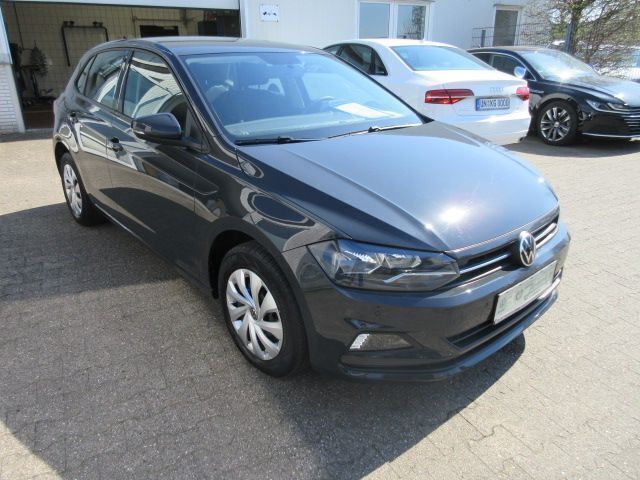 Gebraucht VW Polo Comfortline 95 PS (69 kW) 2021 Uranograu Limousine