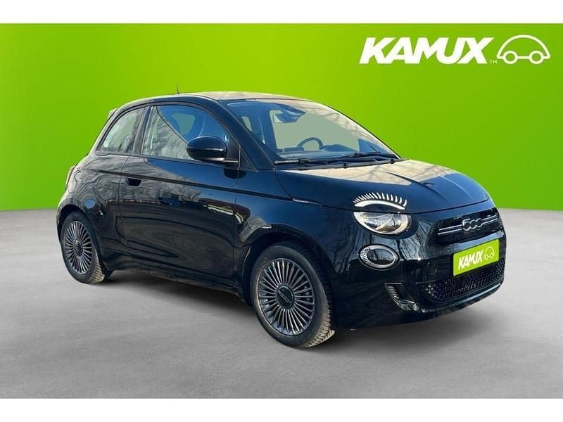 Gebraucht Fiat 500e Action 69 kW (95 PS) 2021 Nero profondo/cattivo/kyalami/ Kleinwagen