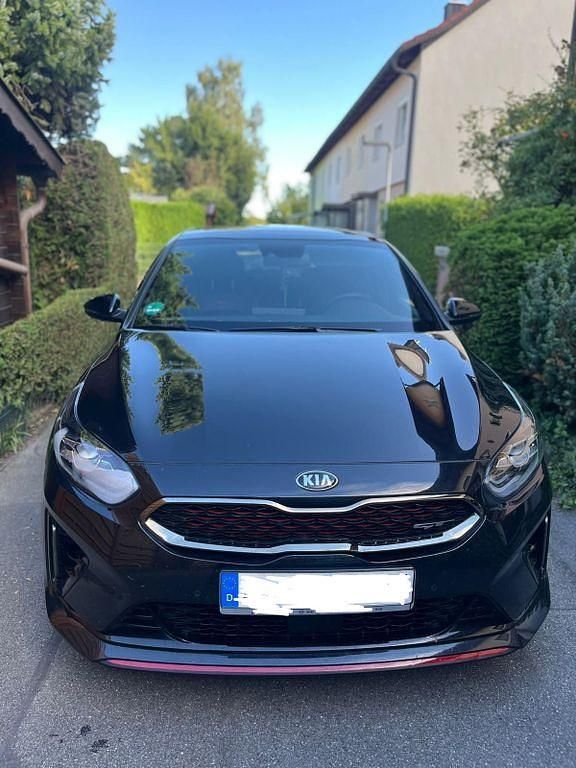 Schwarz Gebraucht 2019 Kia Ceed GT Limousine | 22.999 € (Fairer Preis) - Bild 1/4