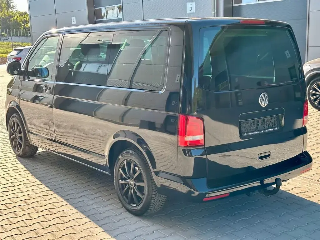 Gebraucht VW Multivan 179 PS (131 kW) 2015 Schwarz Van / Kleinbus
