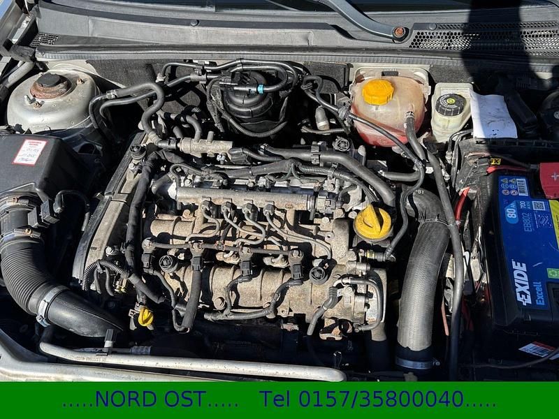 Gebraucht Opel Vectra Edition+ 150 PS (110 kW) 2007 Silber Kombi