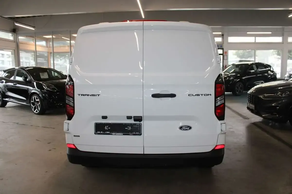 Nuova Ford Transit Custom Trend 232 CV (170 kW) 2025 Bianco Berlina