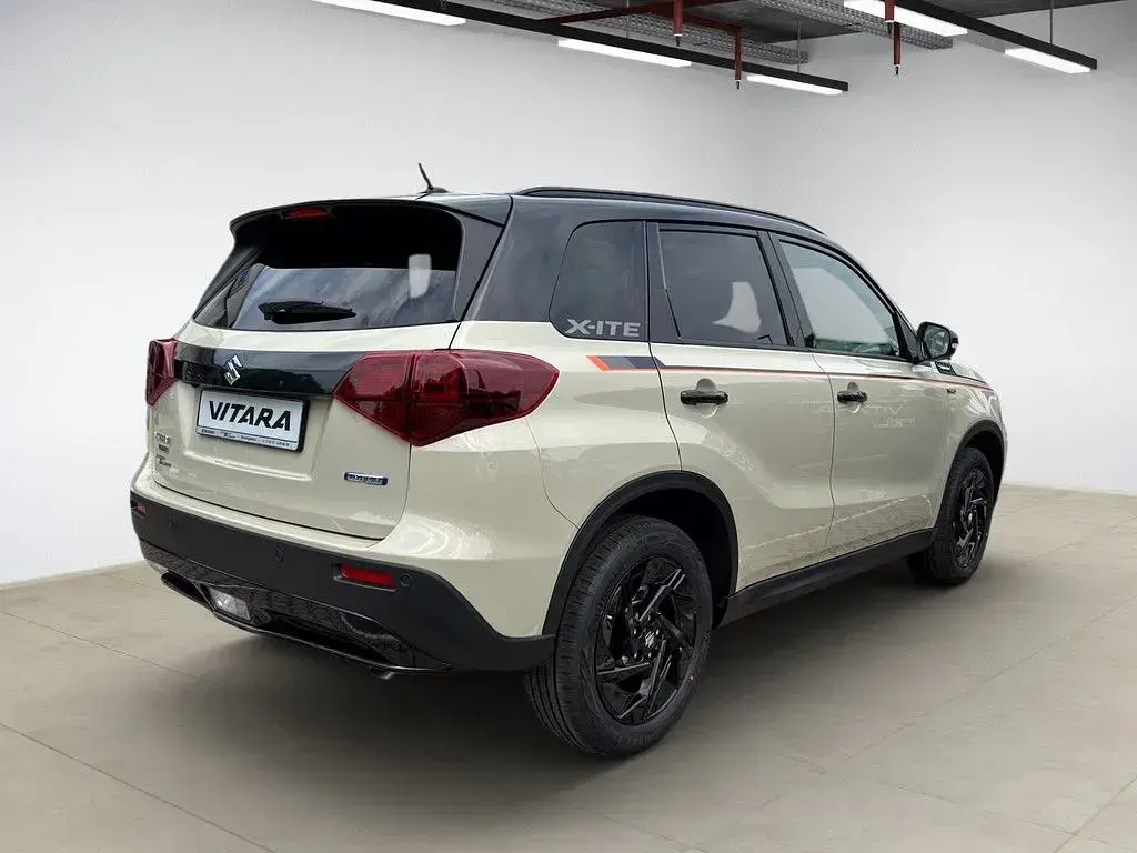 Neu Suzuki Vitara Comfort+ 110 PS (80 kW) 2026 Braun SUV