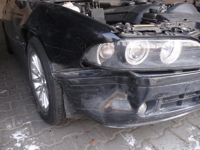Gebraucht BMW 520 170 PS (125 kW) 2001 Schwarz metallic Kombi