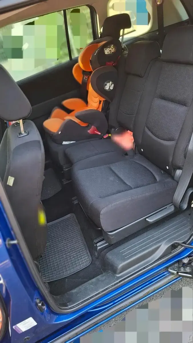 Gebraucht Mazda 5 146 PS (107 kW) 2008 Blau Van / Kleinbus