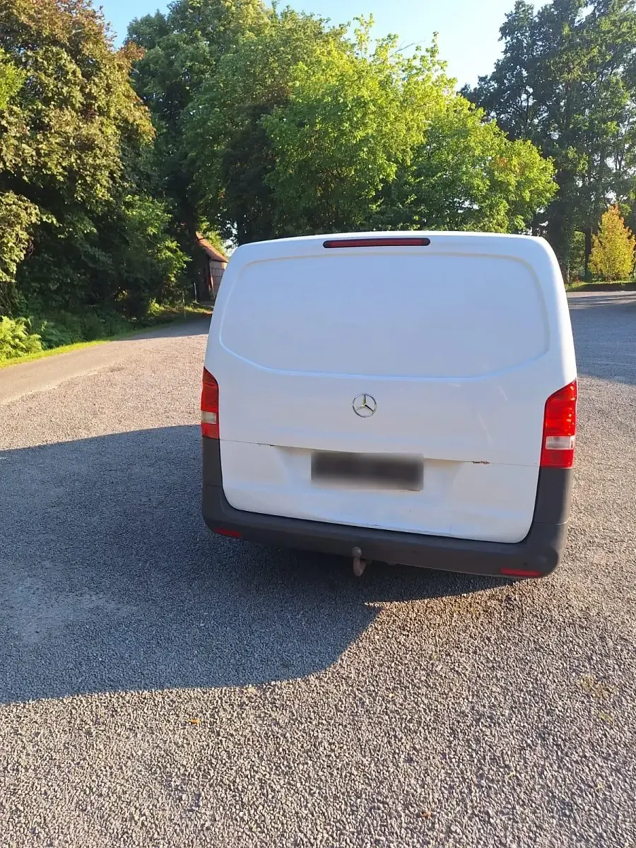 Gebraucht Mercedes Vito 114 PS (83 kW) 2017 Weiß Van