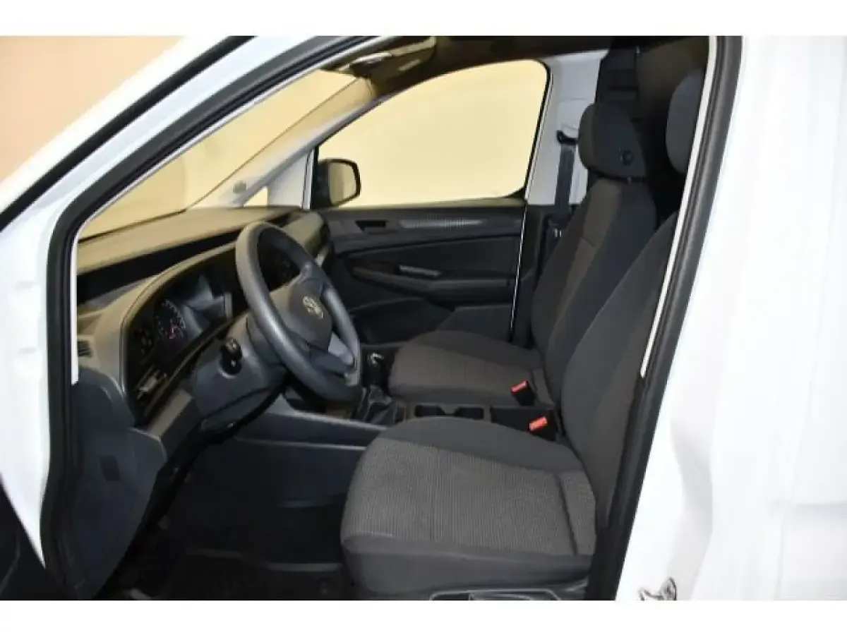 Gebraucht VW Caddy Basis 75 PS (55 kW) 2022 Van / Kleinbus