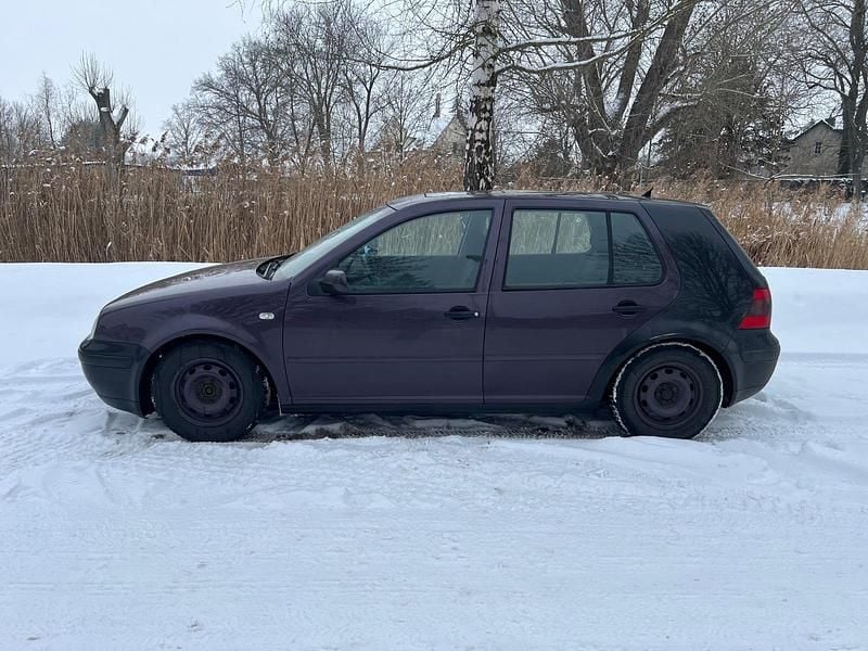 Gebraucht VW Golf IV 105 PS (77 kW) 2001 Schwarz Limousine