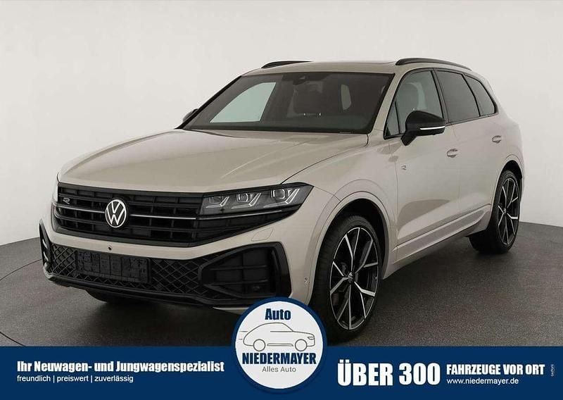 Sechura beige metallic Neu 2025 VW Touareg R-line SUV | 78.995 € (Superpreis) - Bild 1/4