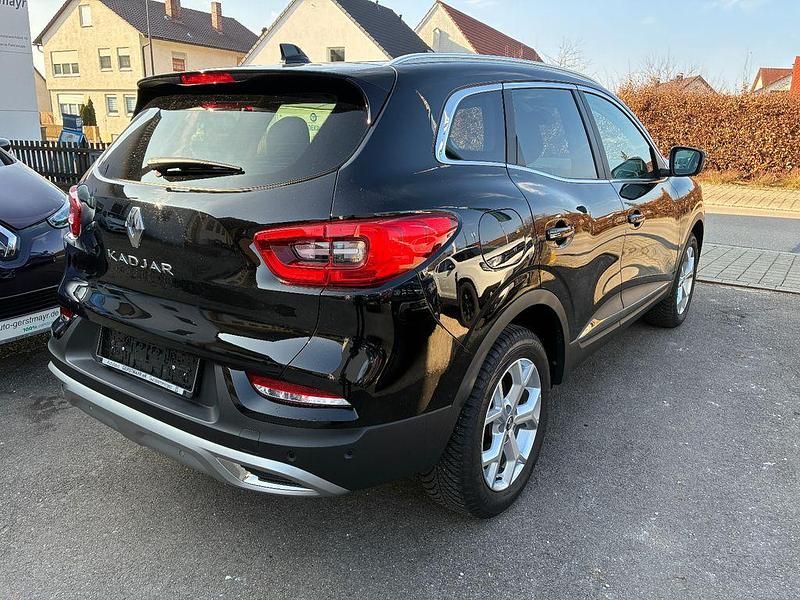 Gebraucht Renault Kadjar LIMITED Deluxe 159 PS (116 kW) 2000 Schwarz SUV