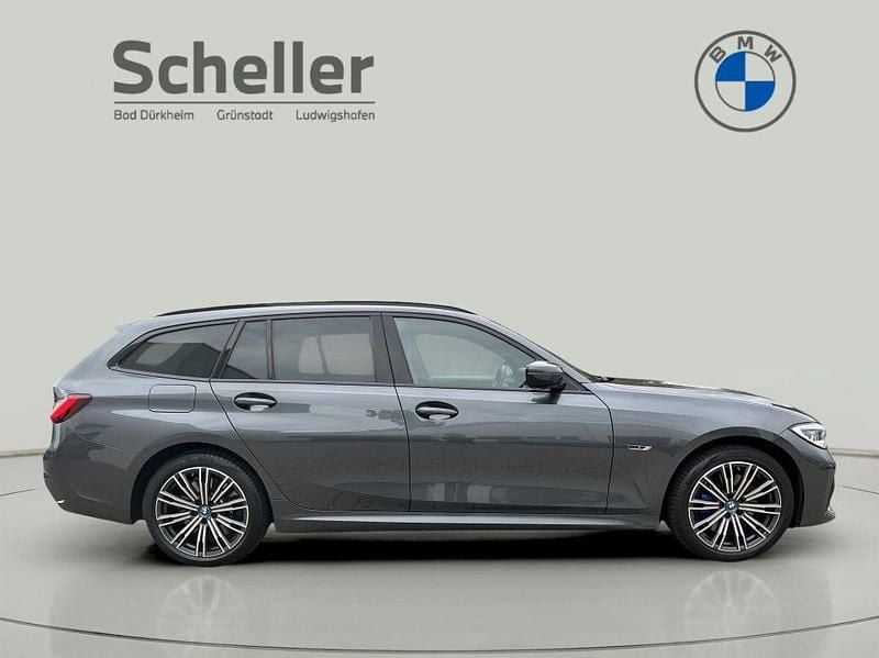 Gebraucht BMW 330e M Sport 252 PS (185 kW) 2021 Grau Limousine