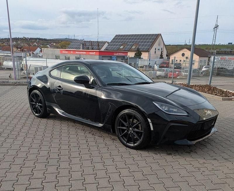 Gebraucht Toyota GR86 235 PS (172 kW) 2023 Schwarz Coupé