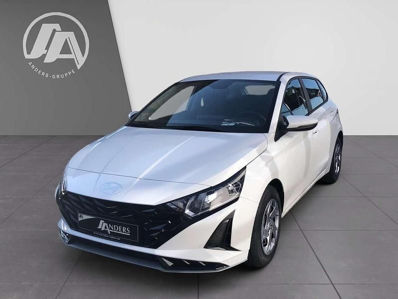 Neu Hyundai i20 Select 90 PS (66 kW) 2026 Atlas white Kleinwagen