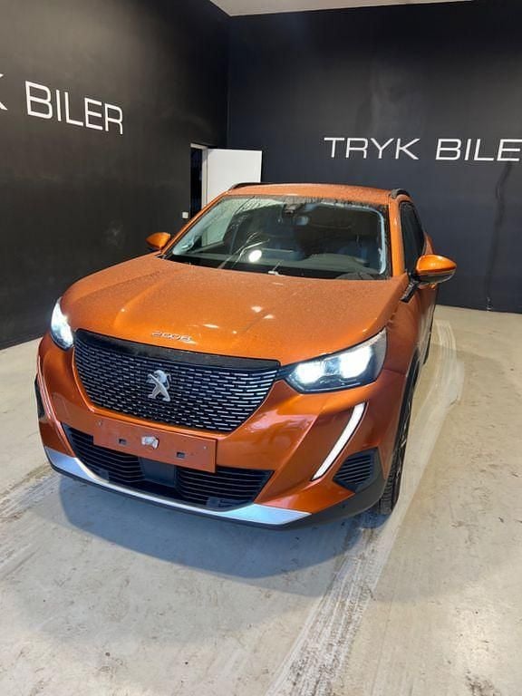 Orange Gebraucht 2021 Peugeot 2008 Allure SUV | 13.300 € (Superpreis) - Bild 1/4