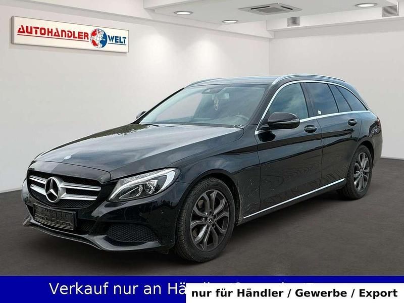 Schwarz Gebraucht 2017 Mercedes C180 Avantgarde Kombi | 12.199 € (Superpreis) - Bild 1/3