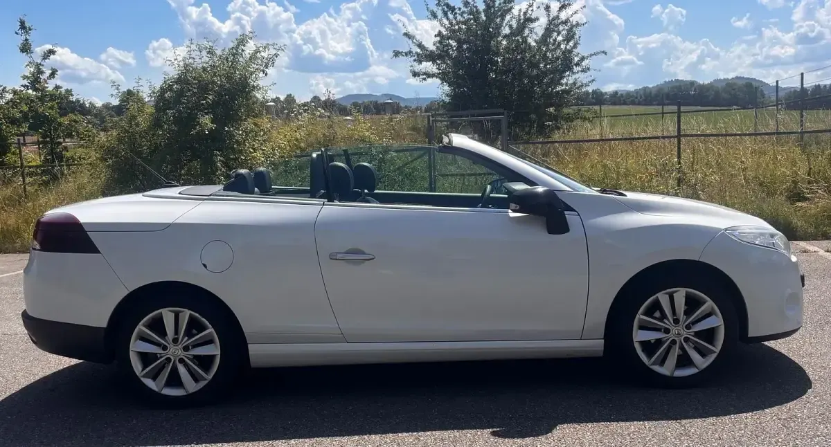 Gebraucht Renault Mégane Cabriolet 130 PS (95 kW) 2010 Weiß Cabrio