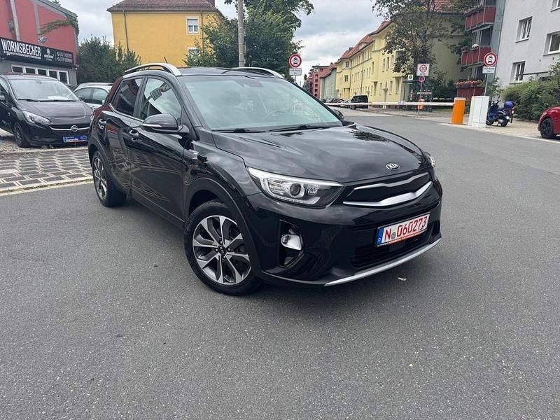 Schwarz Gebraucht 2018 Kia Stonic Platinum Edition SUV | 14.600 € (Fairer Preis) - Bild 1/4