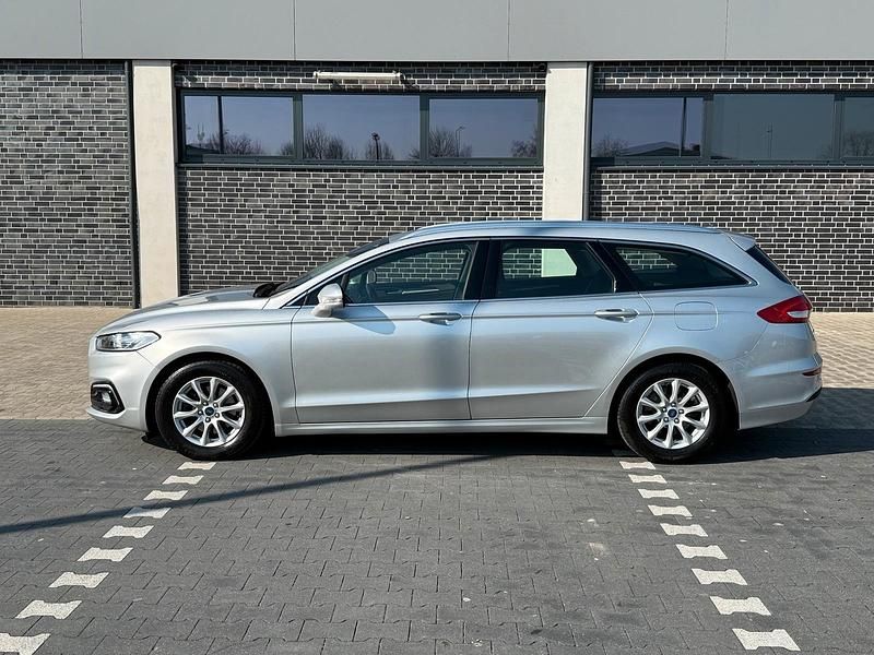 Gebraucht Ford Mondeo Titanium 150 PS (110 kW) 2020 Silber Kombi