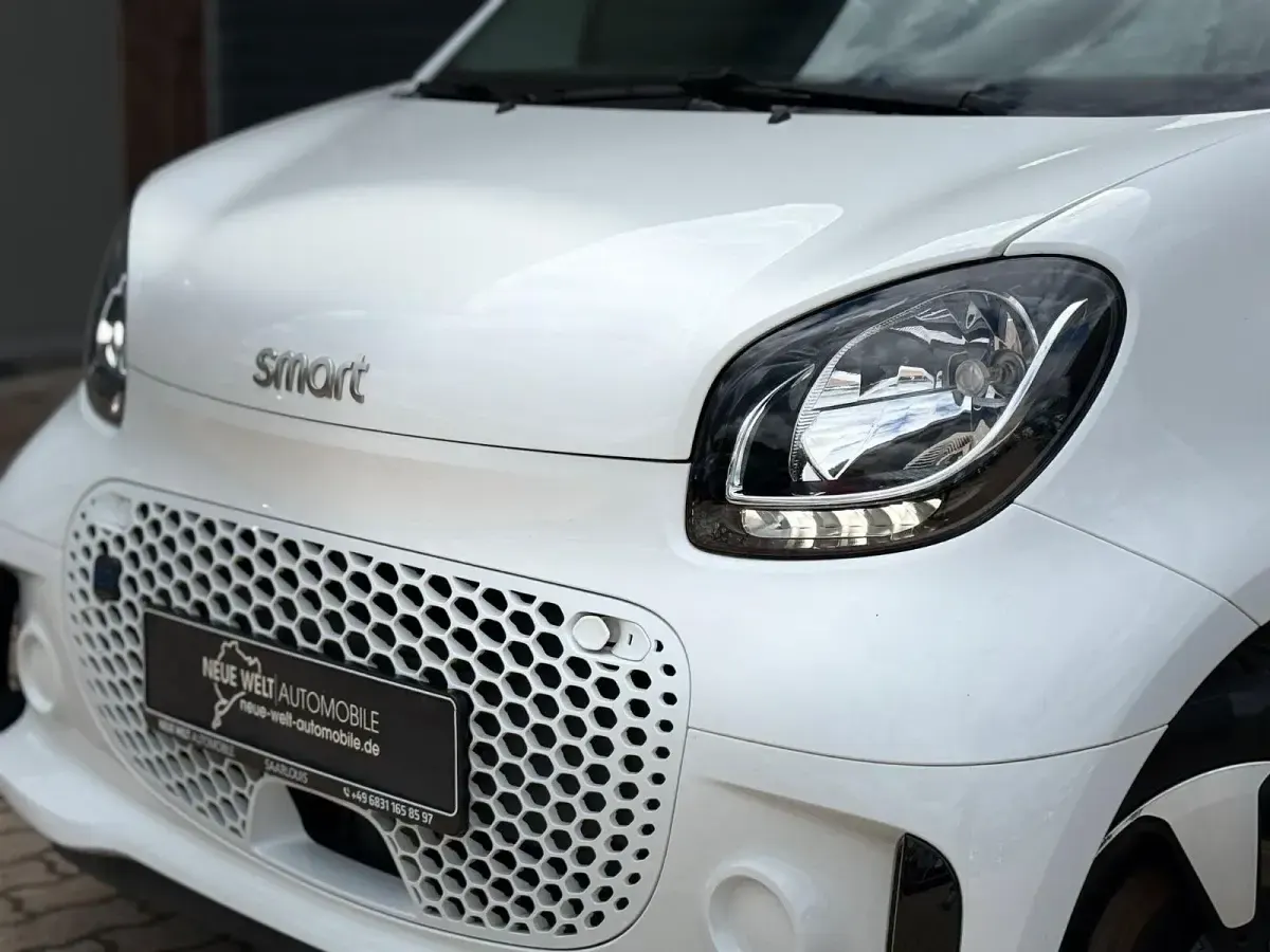 Używany Smart ForTwo Coupé 60 kW (82 KM) 2024 Biały Coupe