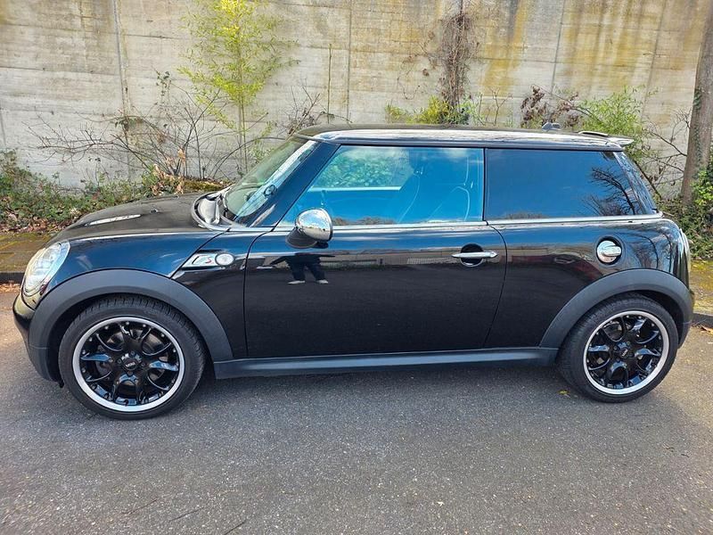 Usata Mini Cooper S 182 CV (133 kW) 2010 Nero Utilitaria