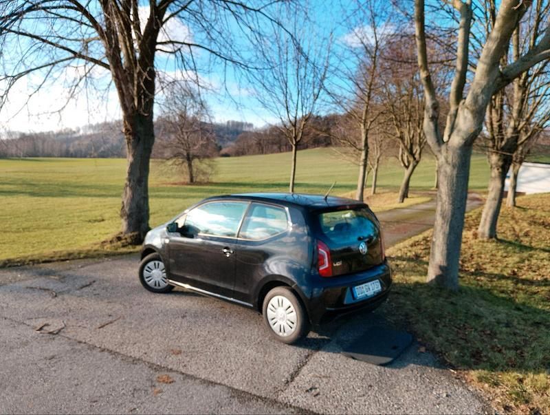 Gebraucht VW up! 65 PS (47 kW) 2014 Schwarz Kleinwagen