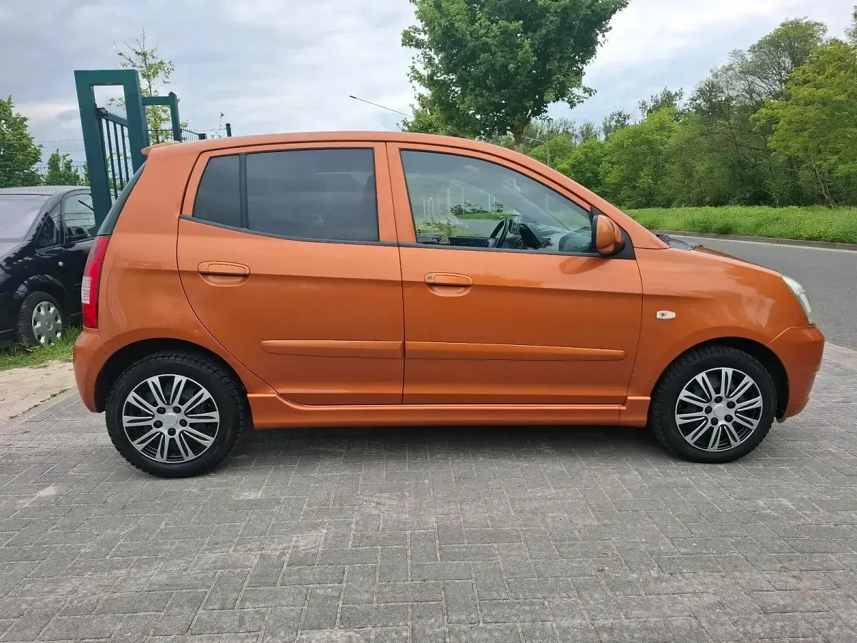 Gebraucht Kia Picanto 65 PS (47 kW) 2005 Gold Kleinwagen