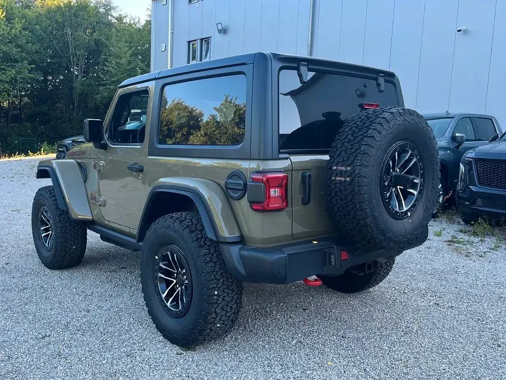 Neu Jeep Wrangler Rubicon 272 PS (200 kW) 2025 Grau SUV